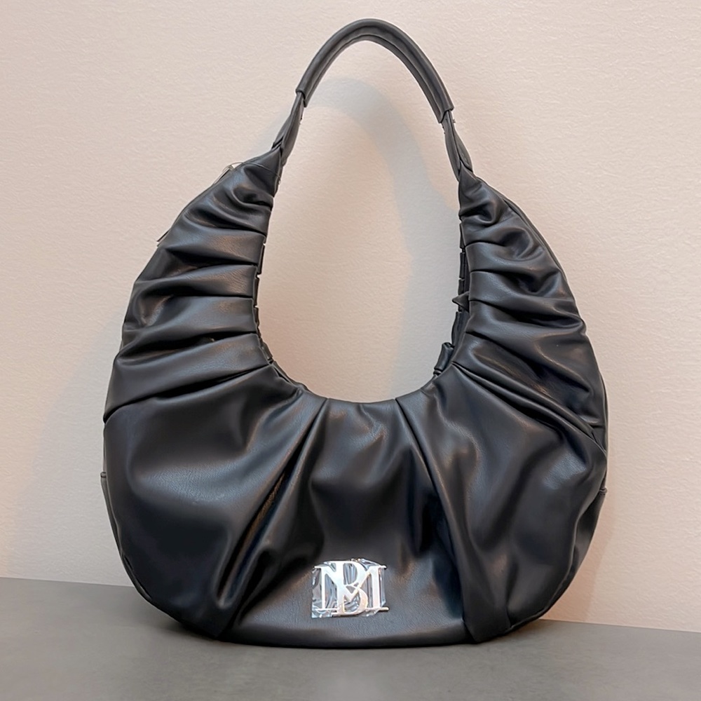 NWT Badgley Mischka Handbag! 🖤